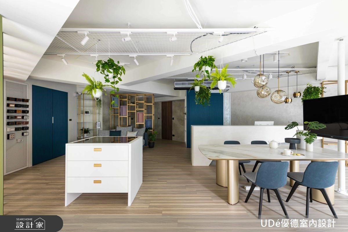 屋況再優也需要好設計加持！三角店面翻新成功混搭設計成街邊亮點