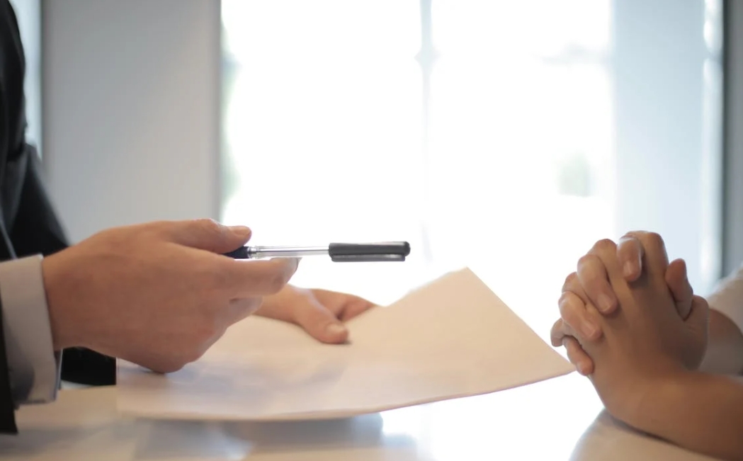 陳揆喊「社宅目標20萬戶」 學者酸選舉支票：離島是要給誰住？