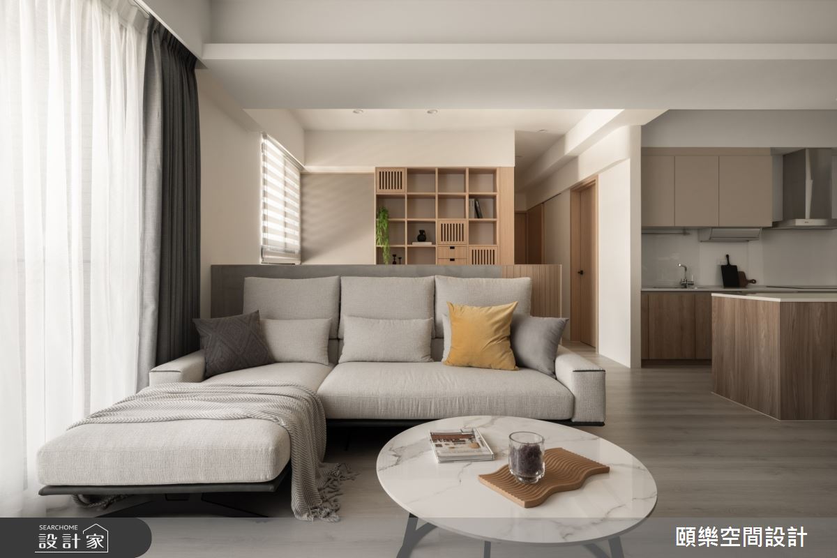 陽光北歐宅療癒醫師夫妻！多用途 Mini Bar、超強玄關收納替未來保留高彈性