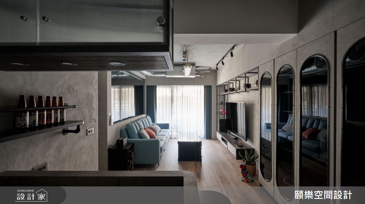 打造專屬潮流工業風！讓球鞋展示、酒瓶收納與時尚吧檯，實現時尚品味