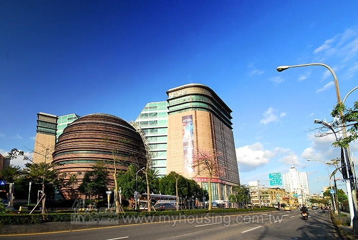 392%還560%？　京華城容積率沒定案