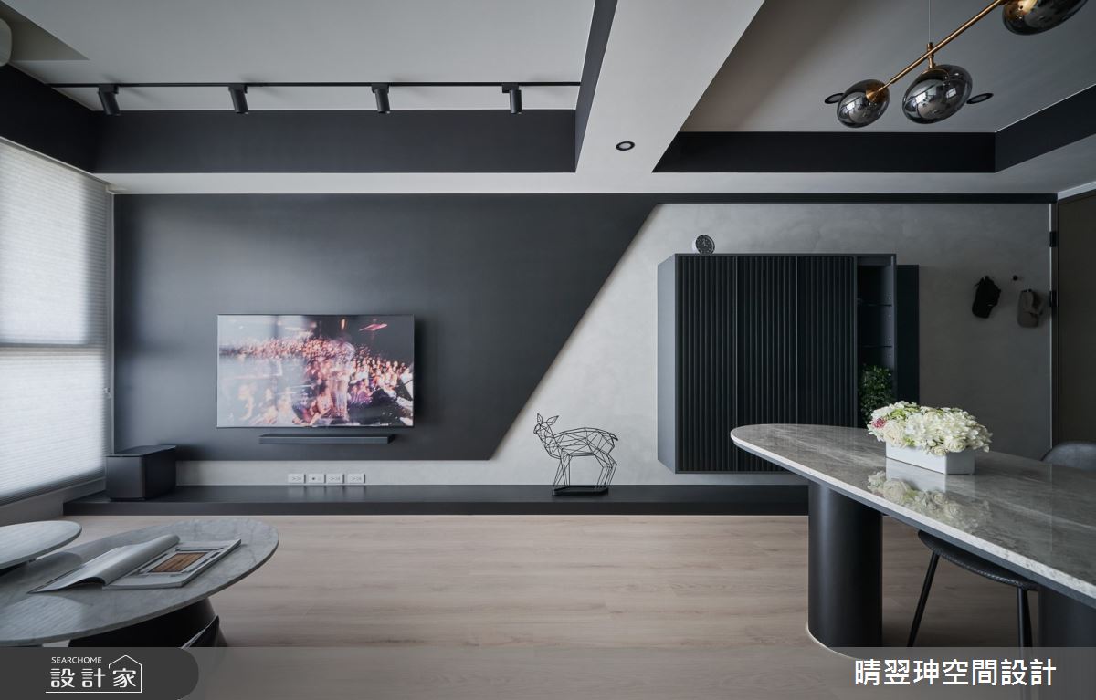 23坪超大容量個性時髦現代宅，衣服再多都不怕!