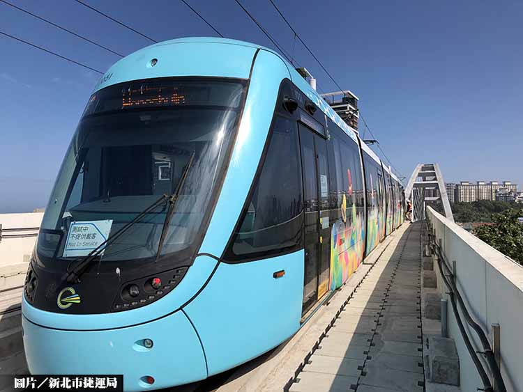 串聯漁人碼頭 淡海輕軌跨線測試