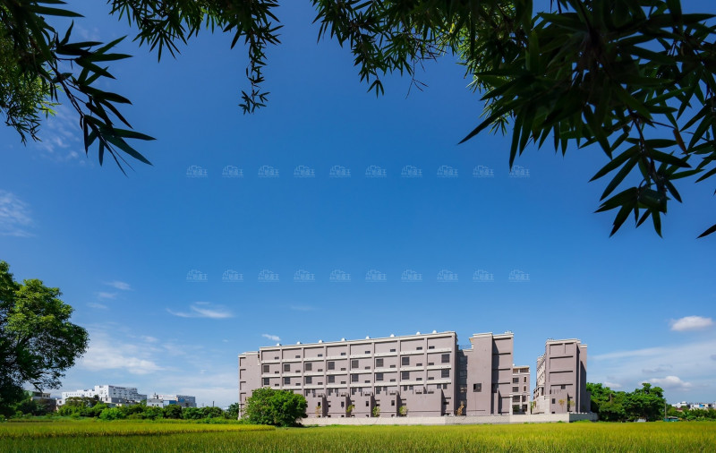 滿足三代同堂 & 獨立空間 「閱讀翡冷翠8」電梯別墅熱賣