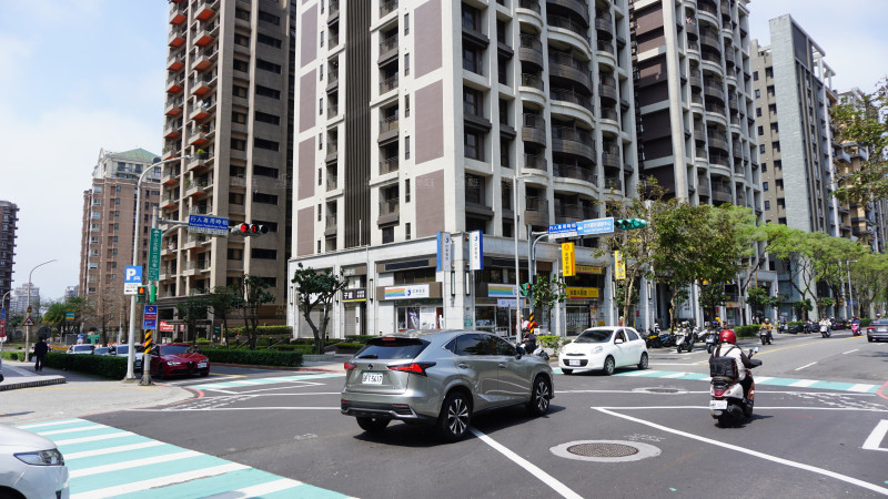 113年第4季住宅價格指數微漲，房市交易降溫