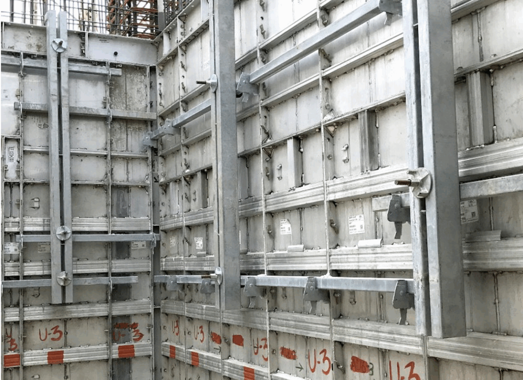 買方觀望潮下，建商品牌逆勢升級 冷靜期新案突顯產品力拚搶自住買盤