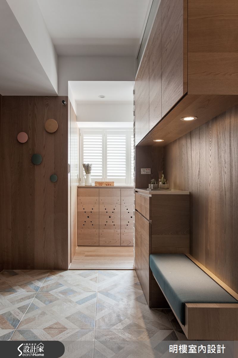 老屋新生！打造光線能恣意流通的樓中樓