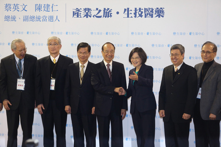 一家公司能動搖一個產業嗎？