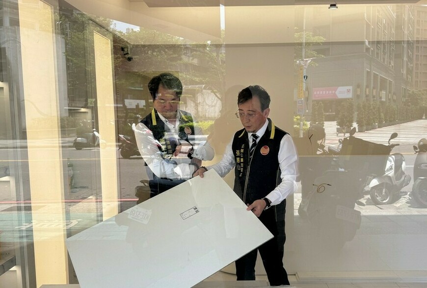 房仲業爆資源爭議！業務員怒控「店家只給影印機」 加盟店東嘆：租金成本...