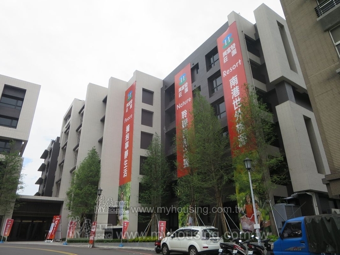 興富發潤隆合併營收 442億創新高