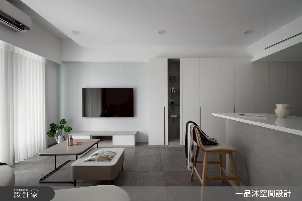 白色系簡約24坪新成屋設計，小宅放大 × 高機能收納空間全解析