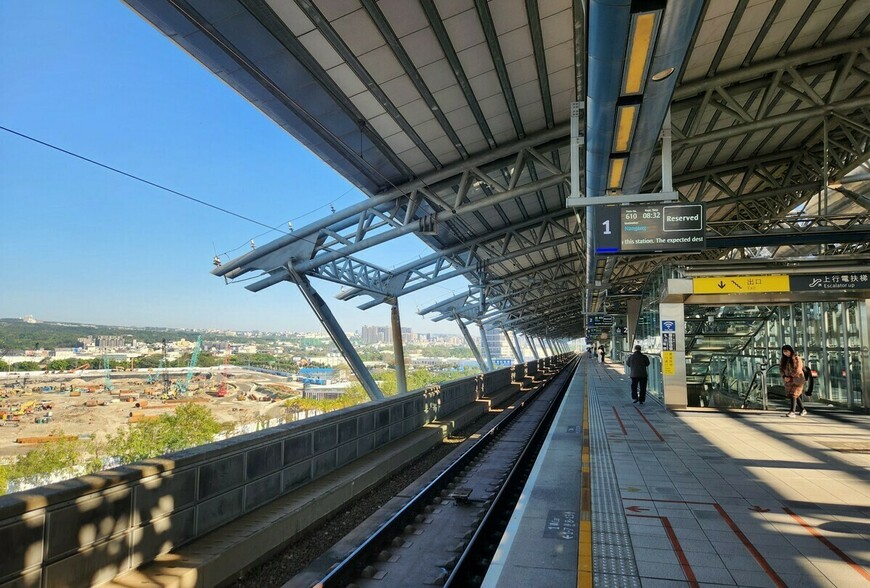 泰國房市陷1997年以來最長寒冬 天量庫存與高利率壓垮「百年最糟市場」