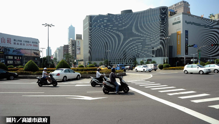 高雄挖管中心  建設城市好路