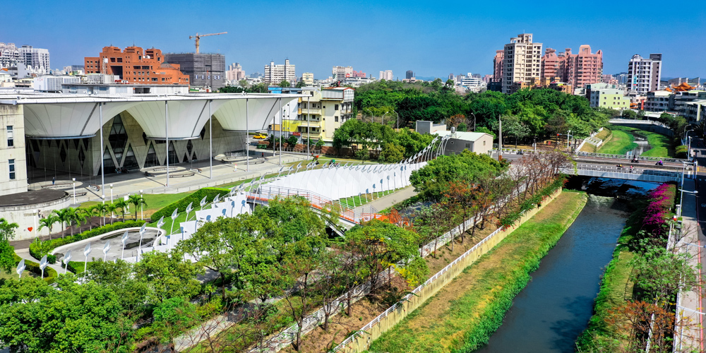 高雄鳳山｜崑庭集團棋琴21重奏 進軍捷運鳳山站生活圈