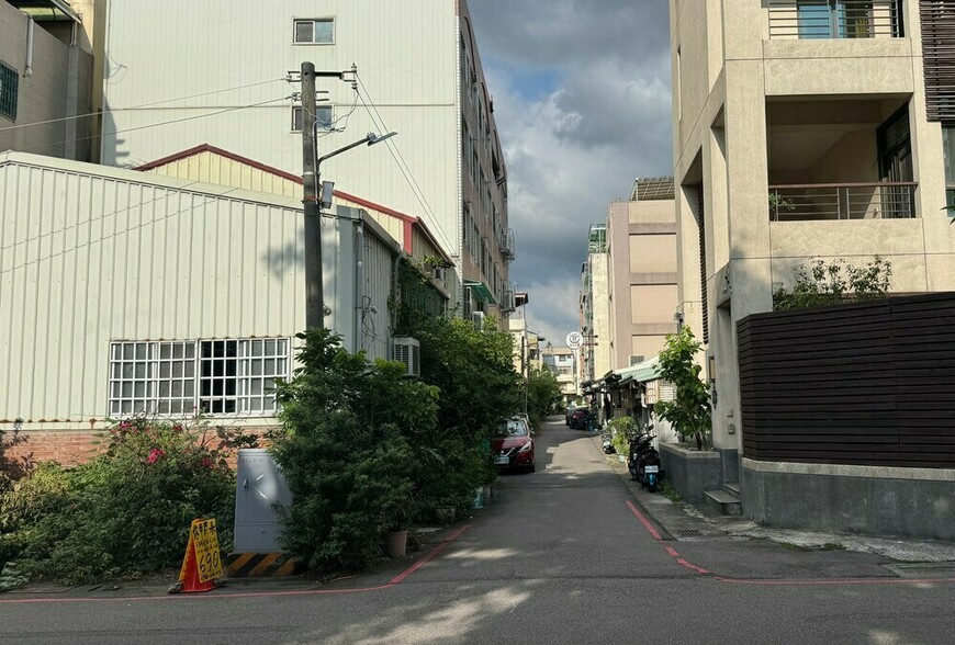 小夫妻年薪150萬、存款200萬，想買1200萬的郊區房，會不會太冒險？