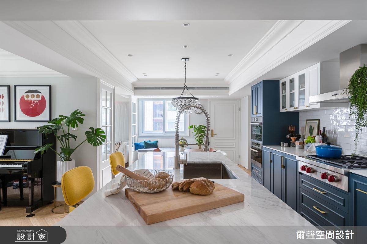 美式大餐廚翻轉老宅命運！帶異國夫婦住進雜誌裡的質感生活