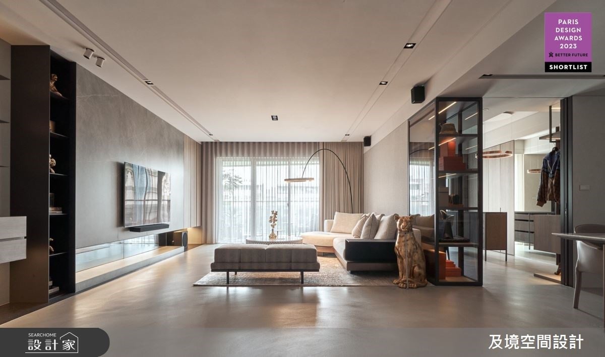 直擊戲劇女神曾菀婷的家！明星更衣間、化妝檯，實踐所有夢幻日常！