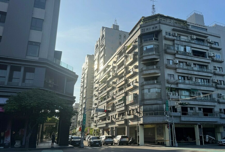 內政部數據打臉市場崩盤說：解約率僅1.1%、仲介業淨增66家，央行信用管...