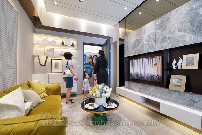 輕鬆成家係金咧 住進天龍國 免花千萬