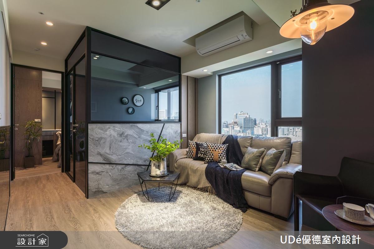 重建電視牆、小臥房！50 萬就可以打造 Loft 風單身宅