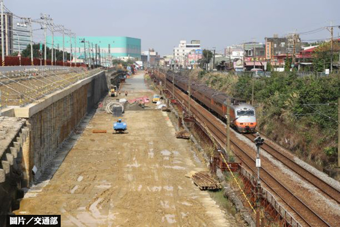 台鐵鳳鳴臨時站 2024年啟用 無人車站規劃引質疑