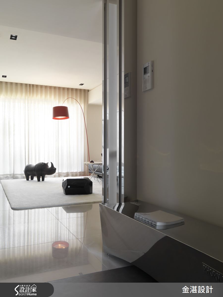 複合材質 x 色彩提純 為居家生活畫龍點睛