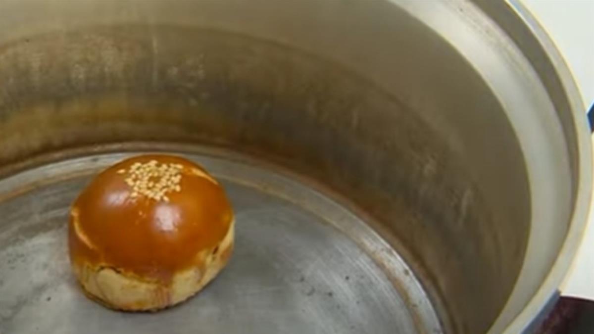 電鍋「換錯內鍋」小心爆炸！專家曝2大NG用法：非常危險