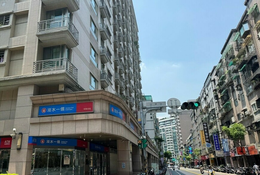 從信義區30K套房到新北三房平租，一場租屋市場的雙城記 