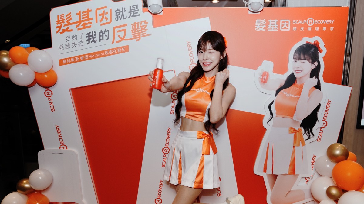李多慧化身髮基因一日店長！大方分享保養祕訣 近距離寵粉掀現場熱潮