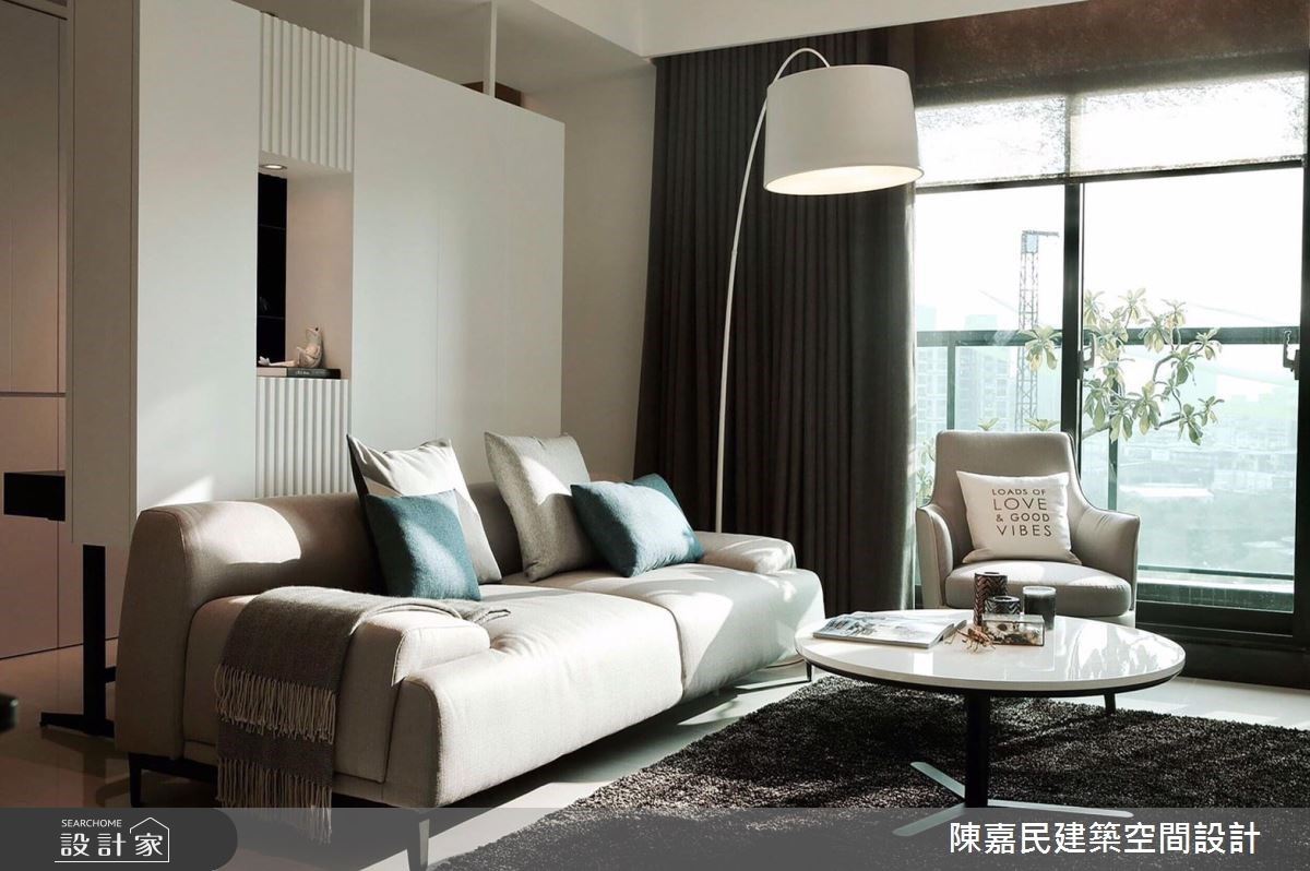 神奇懸浮牆讓空間多一處？時尚白x暖感木 營造40坪現代風居家的清新氛圍