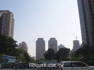 淺碟房市掀波瀾 中南部蒙陰影