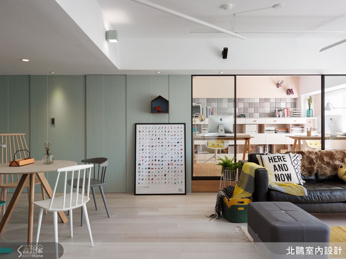 灰藍、粉橘色調完美融合，時尚又耐看的北歐居家