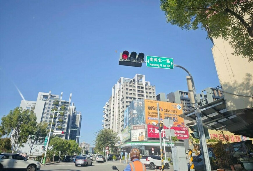 不下斡旋不能進屋？看屋門檻惹議　購屋族怒比：買車都能試，買房卻不行...