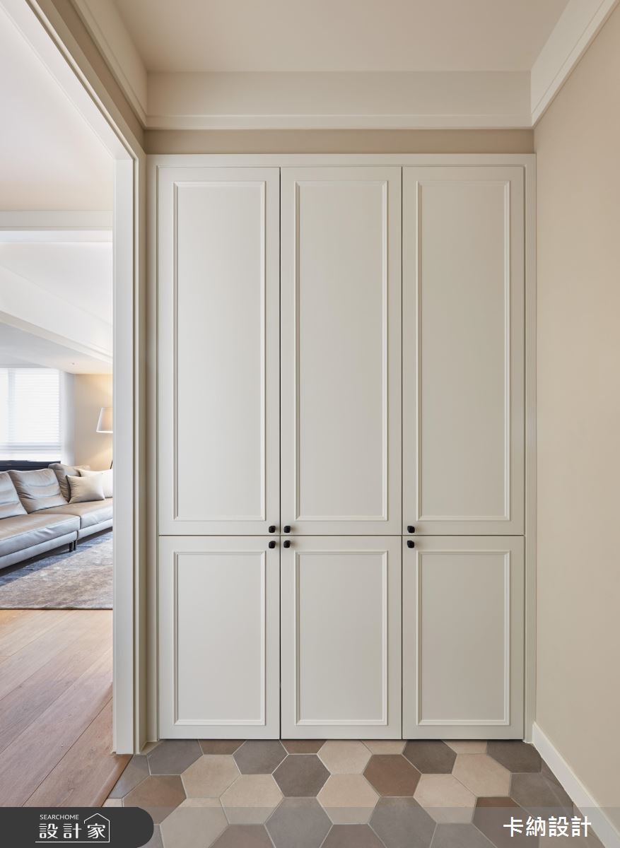 令人著迷的暖木色調！打造溫馨又療癒的 45 坪美式風居家