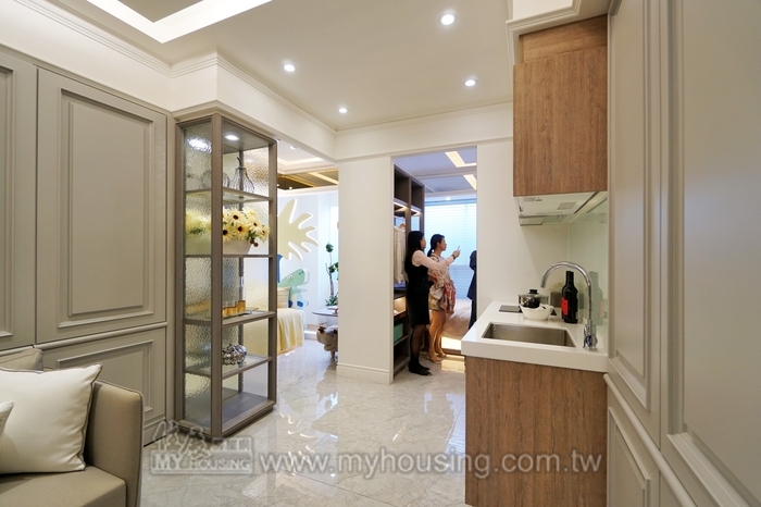 香港化成真？ 台灣「牢居房」震撼市場！