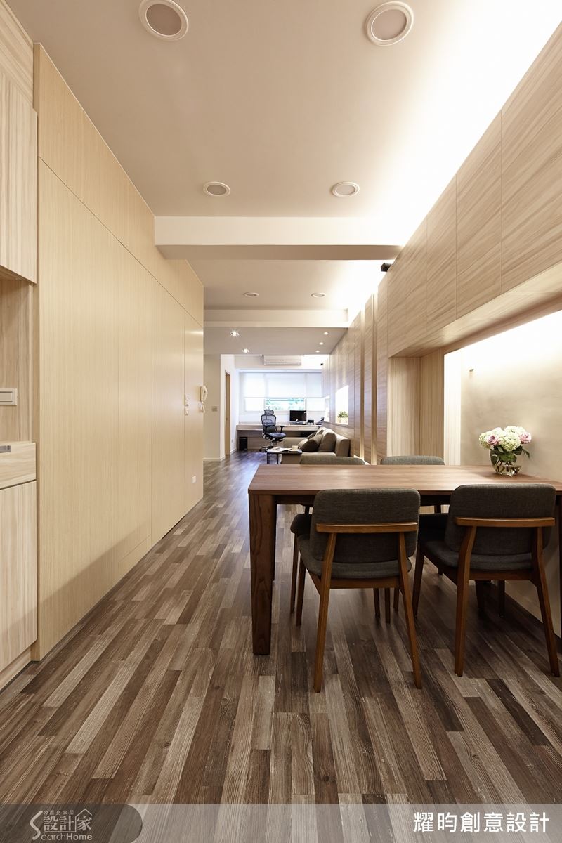 造型與櫃體虛實包覆  老屋樑柱變不見