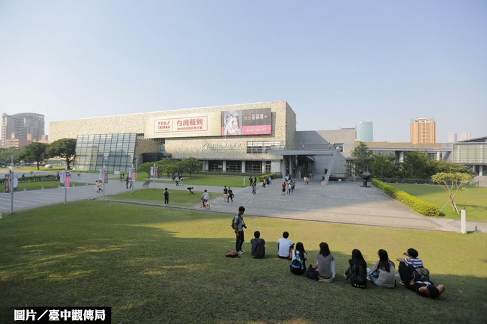 買房了　林佳龍入住台中豪宅