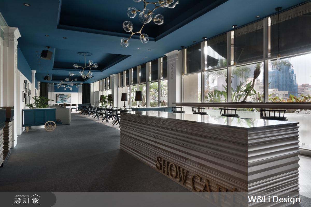 點一杯湖水藍的午後！混搭古典畫風的優雅咖啡廳