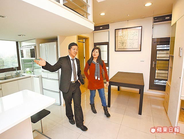 房市受寒 1月量縮24％