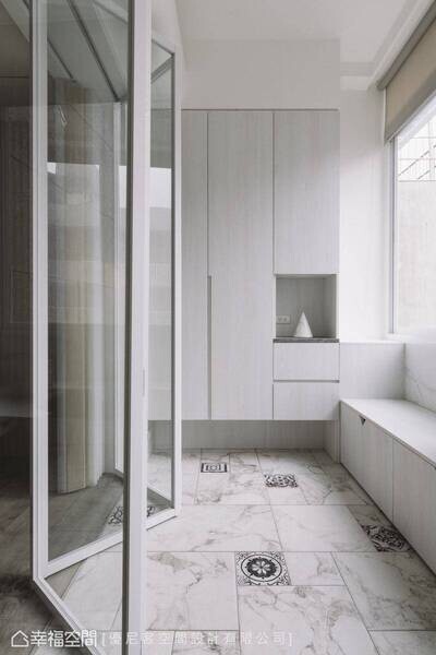 40年老屋歪斜陰暗 變身會呼吸的房子