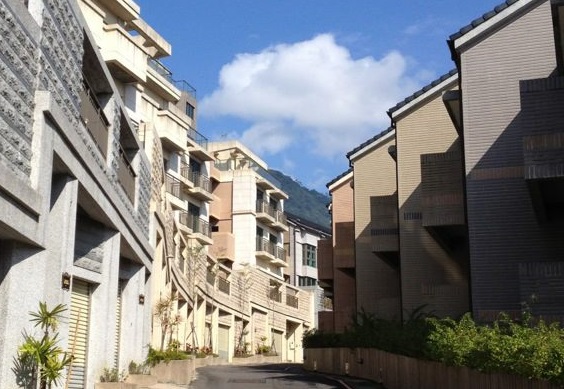 張綱維小坪頂法拍宅 新北1字頭吸68人瘋搶！最低336萬買到