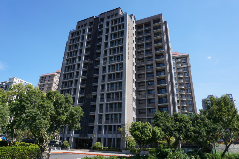 «以後有錢也買不到»-系列1 交通便利90坪以上5房新成屋