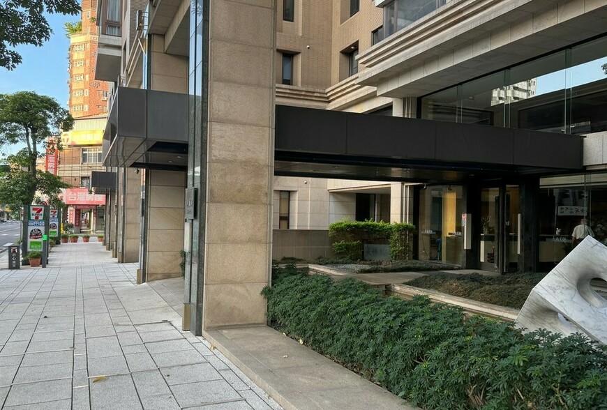 「看房先付錢？社區管委會向房仲收取清潔費引爆業界反彈」 為什麼不是屋...