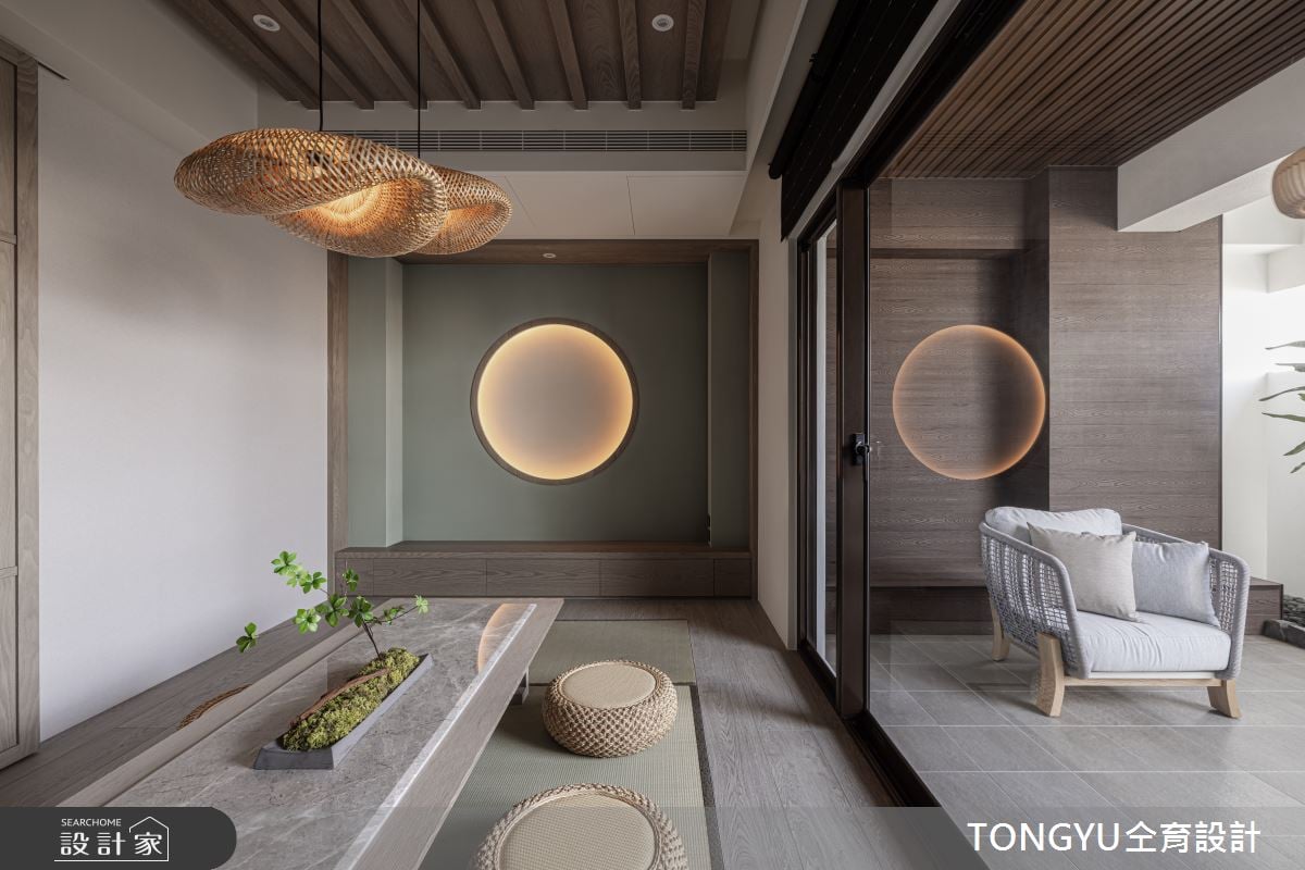 徜徉百坪休閒輕奢透天別墅！弧形與金屬妝點輕奢美學，讓和室與陽台延攬...