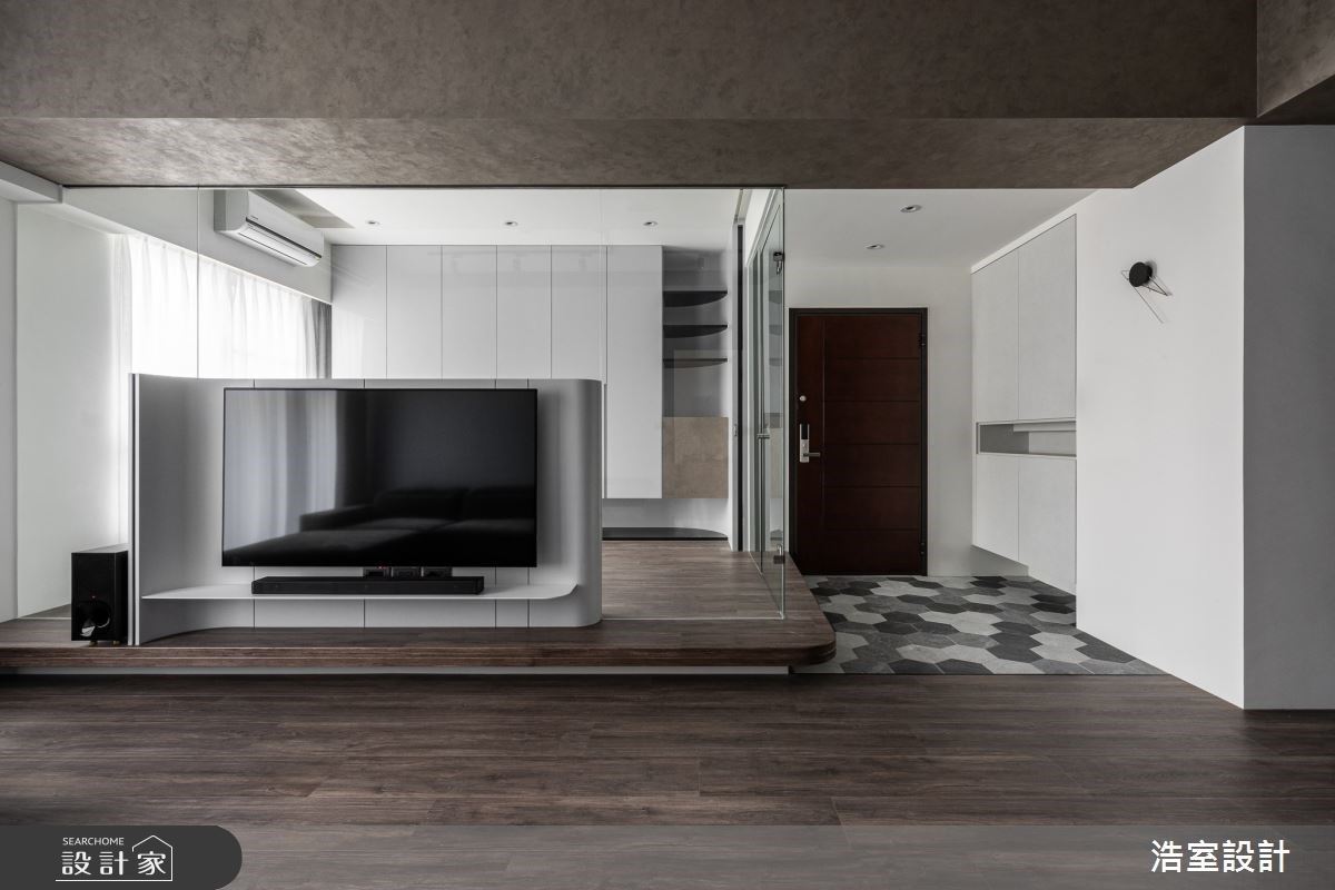 大量留白讓空間說話  俐落現代居家新宅