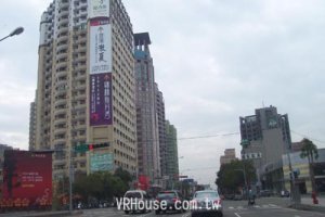 台中個案人氣回籠 穩住售價費思量