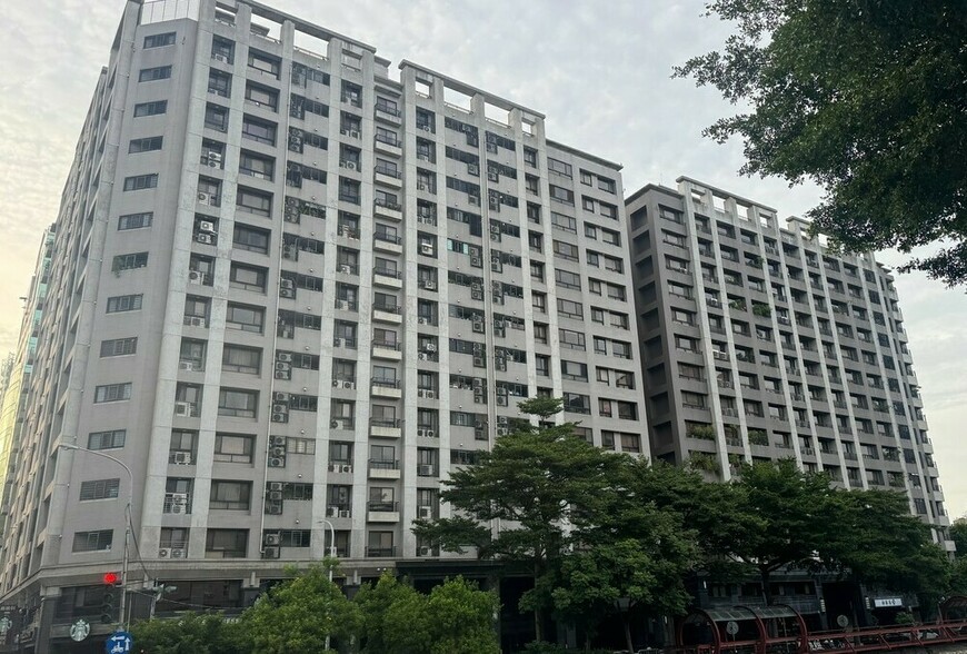 《17坪的育兒困境》年輕媽咪血淚換屋記：從鳥窩小宅到26坪的成長之路 | ...