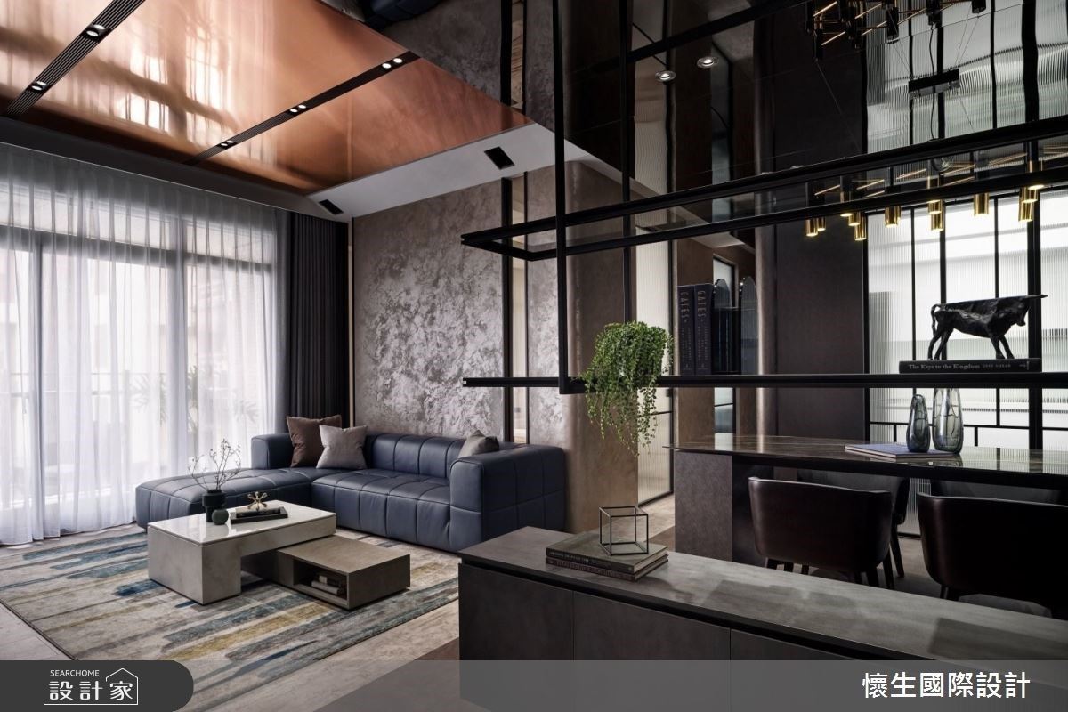 全面啟動顛倒世界真實呈現！鍍鈦金屬翻玩豪宅設計新高度