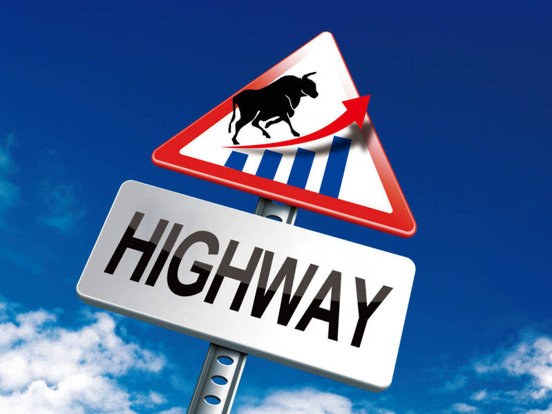 成長股全速前進