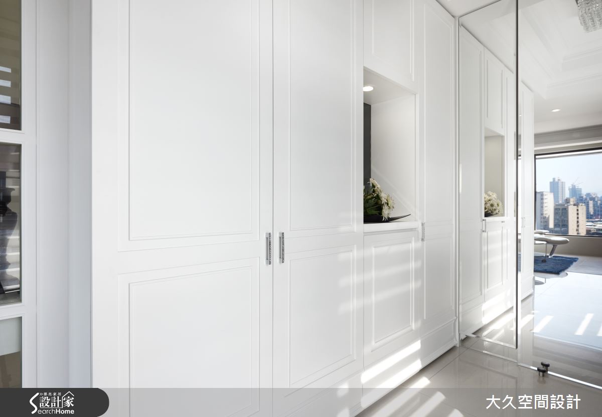 坐擁豪宅氣勢窗景  27 坪純白美式的皇家藍風景！